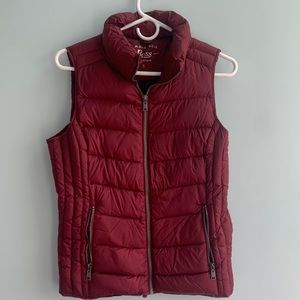Bass Maroon Vest